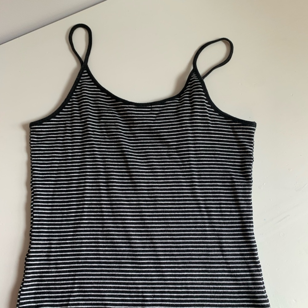 Tank top - Picture 2 of 3